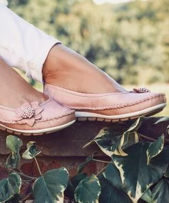 Pavers Pink Rose Ladies Wide Fit Casual Leather Flat Pumps 12 Pavers Pink Rose Ladies Wide Fit Casual Leather Flat Pumps -Pavers Sales Shop unnamed file 1976 scaled